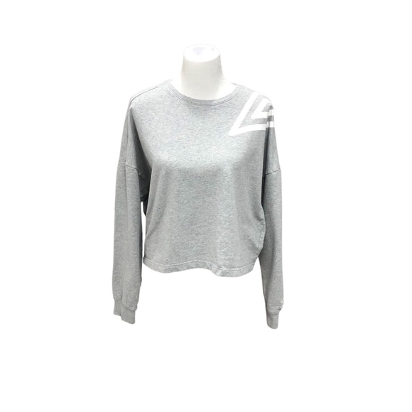 Umbro gray cropped waist long sleeved sweatshirt - Picture 1 of 8